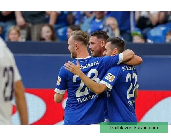 麦肯尼近期比赛表现稳健，逐渐回归最佳状态分析