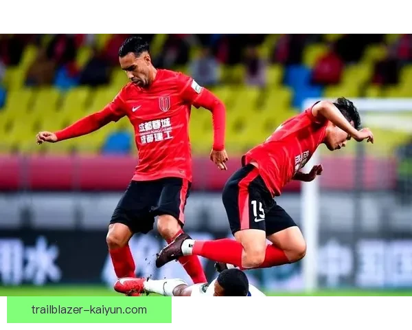 中超赛场风云频现，球队表现趋于稳健引人关注