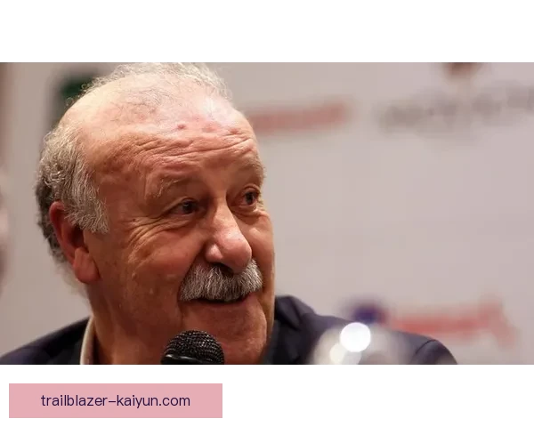 皮克退役前表现稳健，防守经验与场上领导力持续展现